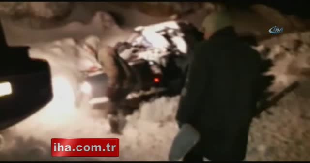 20 saat karda mahsur kalan 3 arkadaş kurtarıldı
