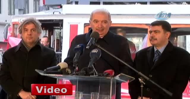 Beyoğlu'nun simgesi nostaljik tramvay seferlere başladı