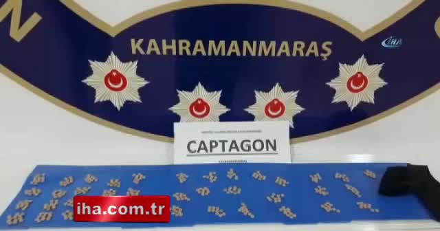 Dolmuştaki yolcuya uyuşturucu operasyonu