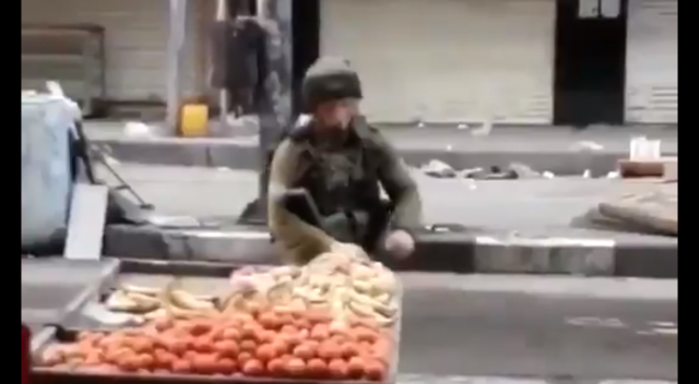 İsrailli komutan hırsızlık yaparken görüntülendi!
