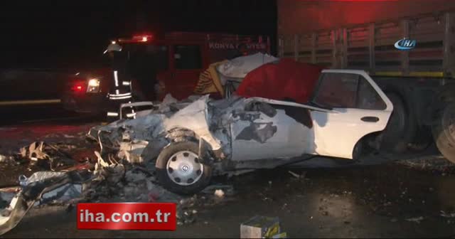 Otomobil U dönüşü yapan tıra çarptı: 1 ölü, 3 yaralı
