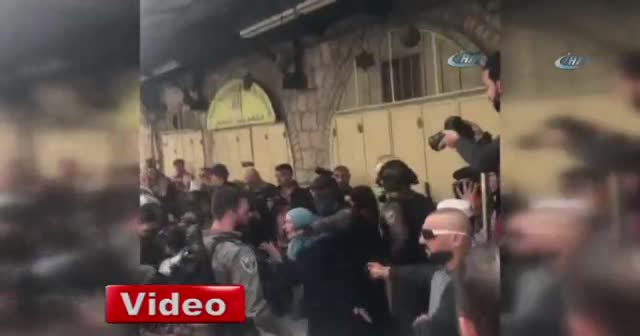 Recep Tayyip Erdoğan'ın fotoğrafına İsrail polisi tahammül edemedi