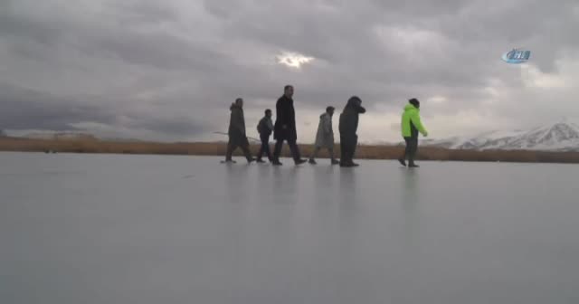 Van’da ‘Eskimo’ usulü balık avı