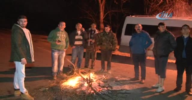 Yağmur Atacan'ın kazası sonrası Örnekköyü sakinlerinin yol isyanı