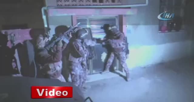 'Cono'lar çocukları kucaklarında adliyeye sevk edildi
