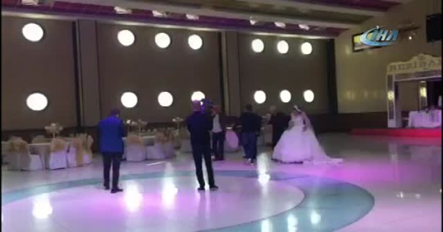 68 yaşındaki muhtar 5. evliliğini 19 yaşındaki kızla yaptı