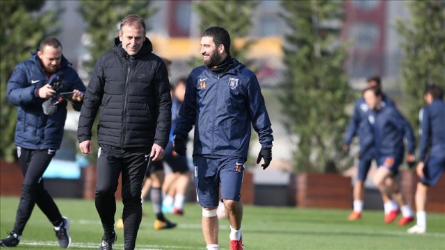 Arda Turan, Medipol Başakşehir ile ilk antrenmanına çıktı