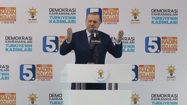 Cumhurbaşkanı Erdoğan: Millî mücadelede karşımıza çıkanı ezer geçeriz