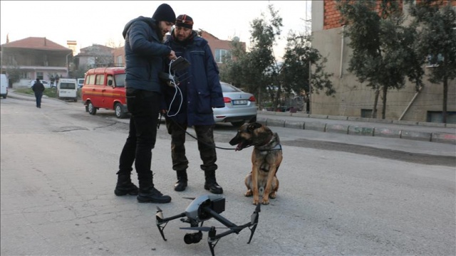 Denizli polisinden 'drone' destekli uyuşturucu operasyonu