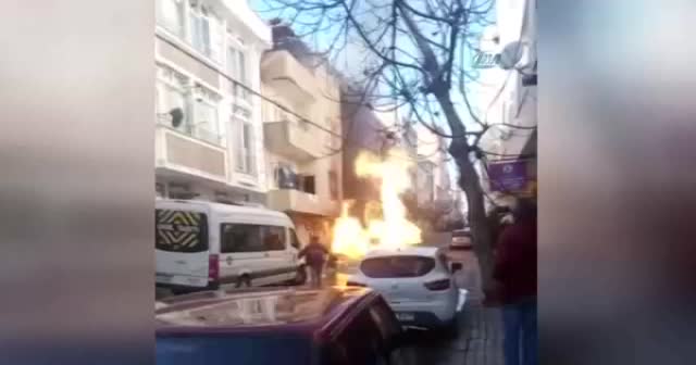 İstanbul'da doğalgaz patlaması korkuttu