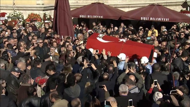Münir Özkul son yolculuğuna uğurlandı