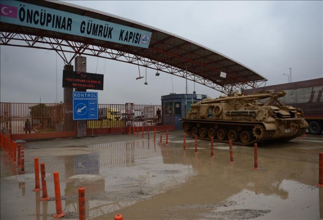 PYD/PKK'nın Afrin'deki mevzileri ateş altına alındı