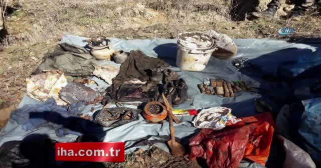 Teröristlere bir darbe daha: 1 sığınak ve patlayıcı ele geçirildi