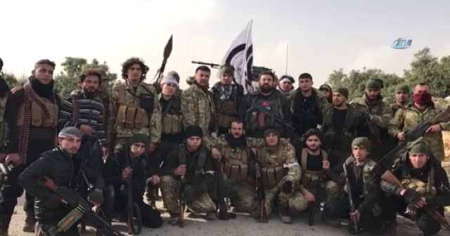 TSK, Burseya Dağı'nı ele geçirdi! ÖSO, 10 teröristi esir aldı