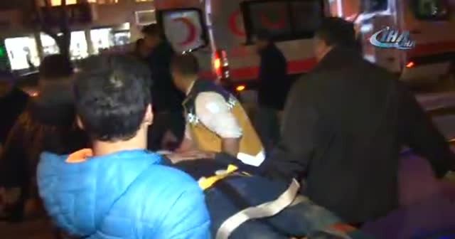 Yirmi yerinden bıçaklayıp boğazını kesti