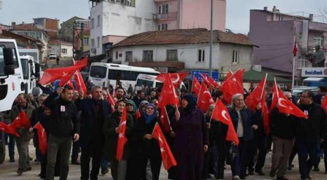 'Analardan Aslanlara' konvoyu Mehmetçik marşıyla yola çıktı