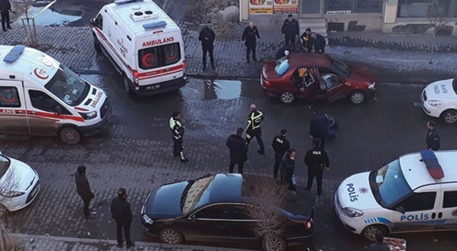 Ayrıldığı eşini silahla vurarak öldürdü