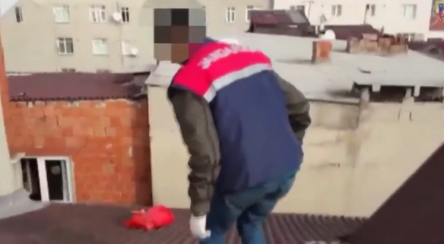 Jandarmadan 400 bin TL'lik sahte para operasyonu