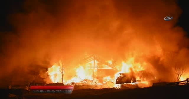 Kastamonu'da 8 ev küle döndü: 1 ölü