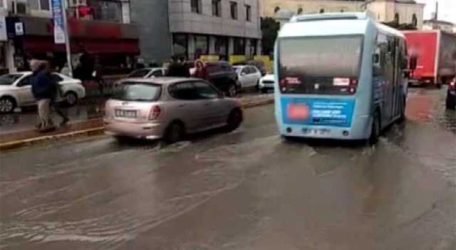 İstanbul’da dolu etkili oldu
