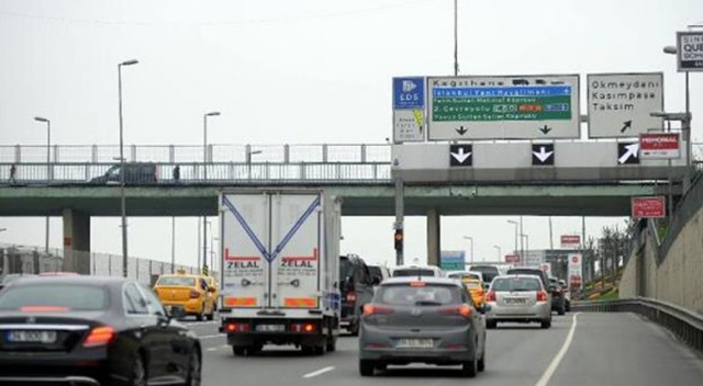 İstanbul Tabelalarında Dikkat Çeken 'Yeni Havalimanı' Güncellemesi | 3. Havalimanının İsmi Ne Olacak?