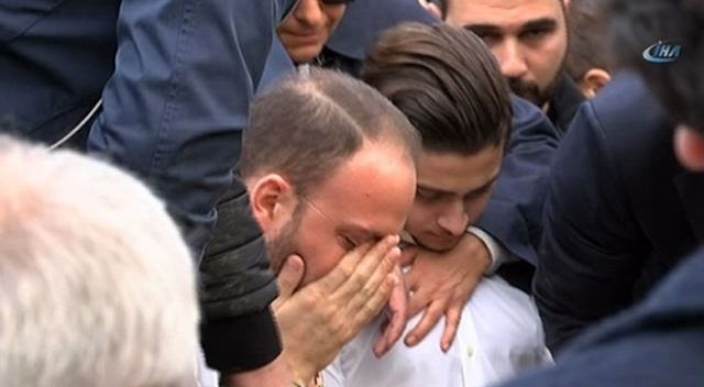 Mina’ya acı veda: Nişanlısı ve kardeşi böyle uğurladı