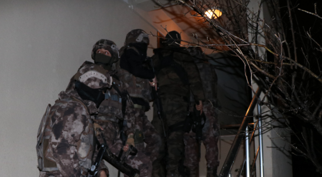 Şafak baskını operasyonunda 40 gözaltı
