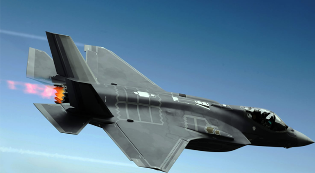 Türk füzesi SOM J F-35 savaş uçaklarına entegre ediliyor