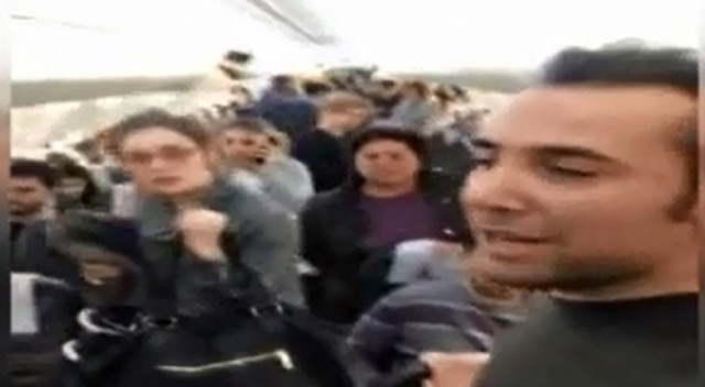 Uçakta sinir krizi geçiren yolcular, gözyaşlarına boğuldu