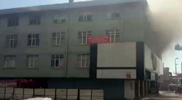 Gaziosmanpaşa'da büyük yangın! Çok sayıda yaralı var