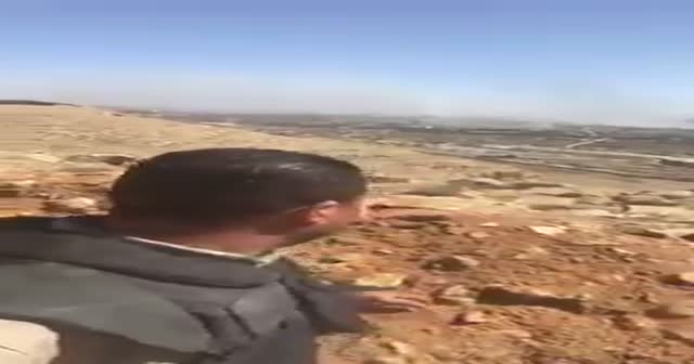 İranlı muhabir, katliamda can veren insanlarla dalga geçti!