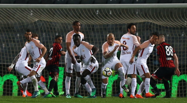 ÖZET İZLE: Gençlerbirliği 1-0 Galatasaray Geniş Özet İzle | GS Gençlerbirliği Skoru Özeti İzle VİDEO