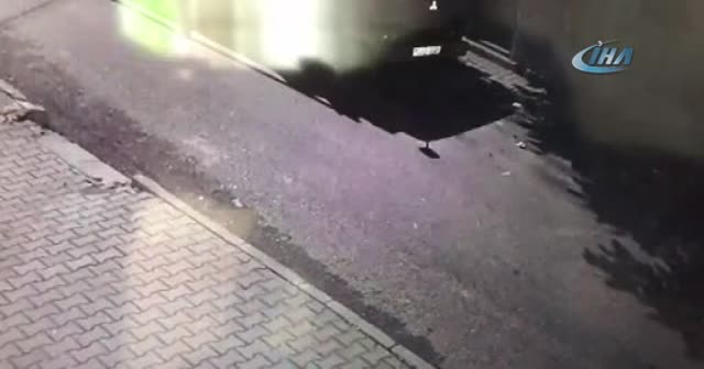 Ceset dolu bavulları böyle taşıdılar