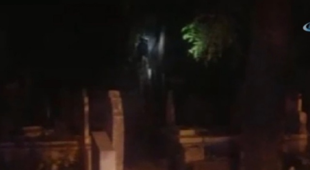 Mezarlıkta korkutan olay! Kızın gizemi çözüldü