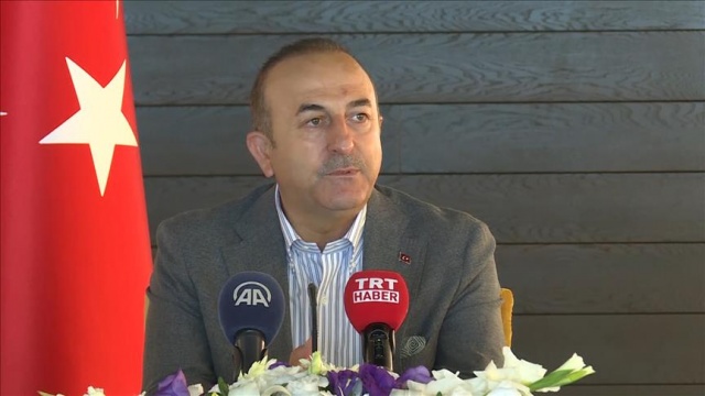 Dışişleri Bakanı Çavuşoğlu: Silahlar YPG'den alınacak