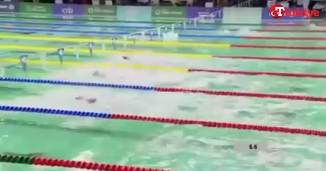 Sümeyye Boyacı'nın şampiyonluk mücadelesi spikeri bile coşturdu