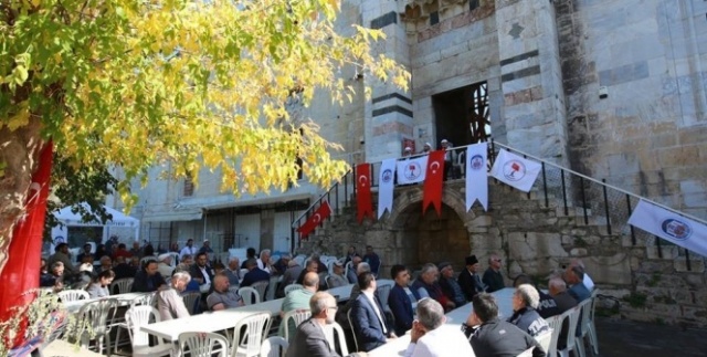 Şehit babası yine yüreklere dokundu, hainlere tokat gibi cevap verdi