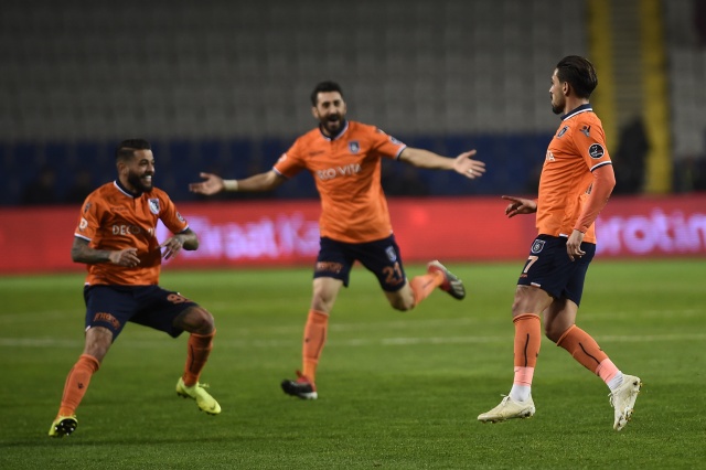 Medipol Başakşehir - Galatasaray maçından kareler