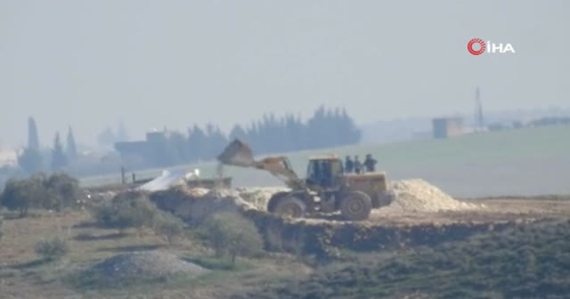 Operasyon korkusu teröristlere hendek kazdırıyor