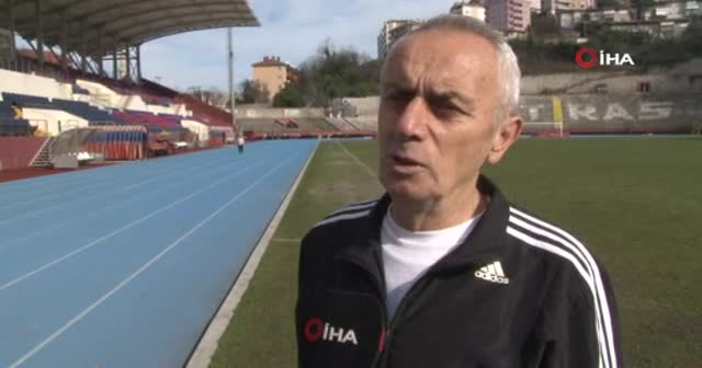 71 yaşındaki veteran atlet, gençlere taş çıkartıyor