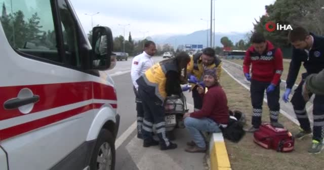 Herkes kaza yaptı sandı, sağlık ekiplerini görünce kalkıp selfie yaptı