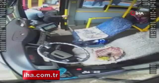 Patlama anında otobüste yaşananlar kamerada