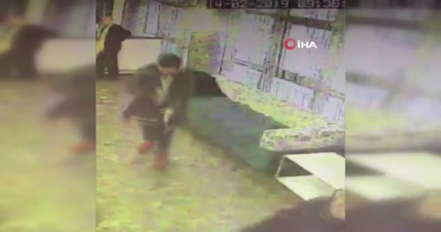 Taksim'de hırsız güvenlik kameralarından kaçamadı