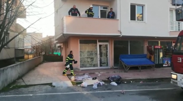 Tekirdağ'da yalnız bırakılan çocuk evi yaktı