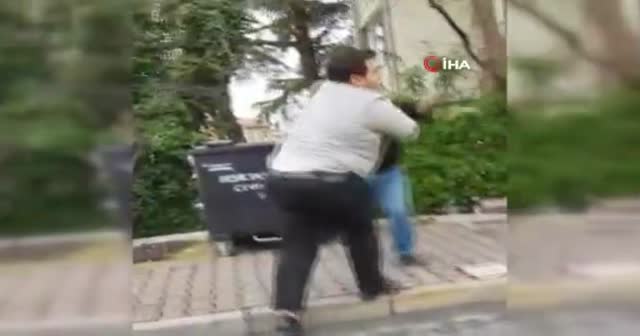 Beşiktaş'ta taksicilerin trafik kavgası kamerada
