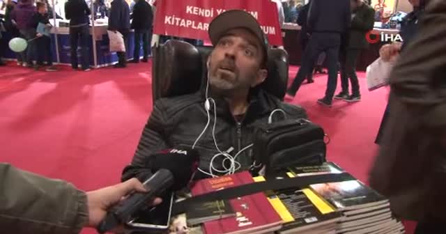 Engel tanımadı tek parmağıyla 17 kitap yazdı