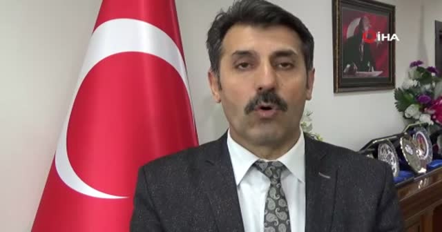 Geçit vermeyen kardan dolayı günde sadece 500 metre ilerleyebiliyorlar