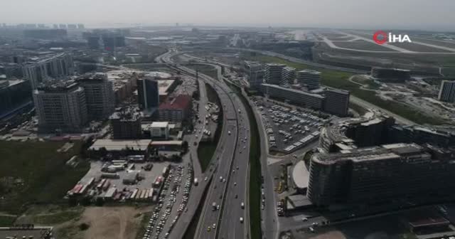İstanbul Havalimanı’ndaki son durum havadan görüntülendi