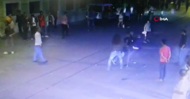 Ölümlü kavgaya müdahale etmediği iddiasıyla yargılanan polisler beraat etti