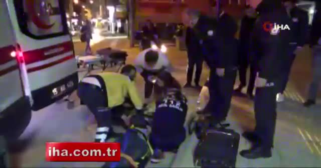 Yemeğini bırakıp kaşıkla öğrencinin hayatını kurtardı